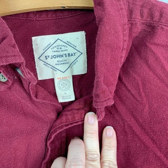 ST Johns Bay SJB Maroon Solid Flannel Button Down Long Sleeve Shirt Medium - Picture 4 of 7